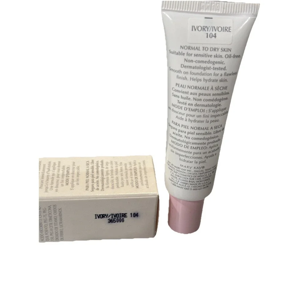 Mary Kay Full Coverage Foundation Ivory 104 365000 Pink Cap-NOS